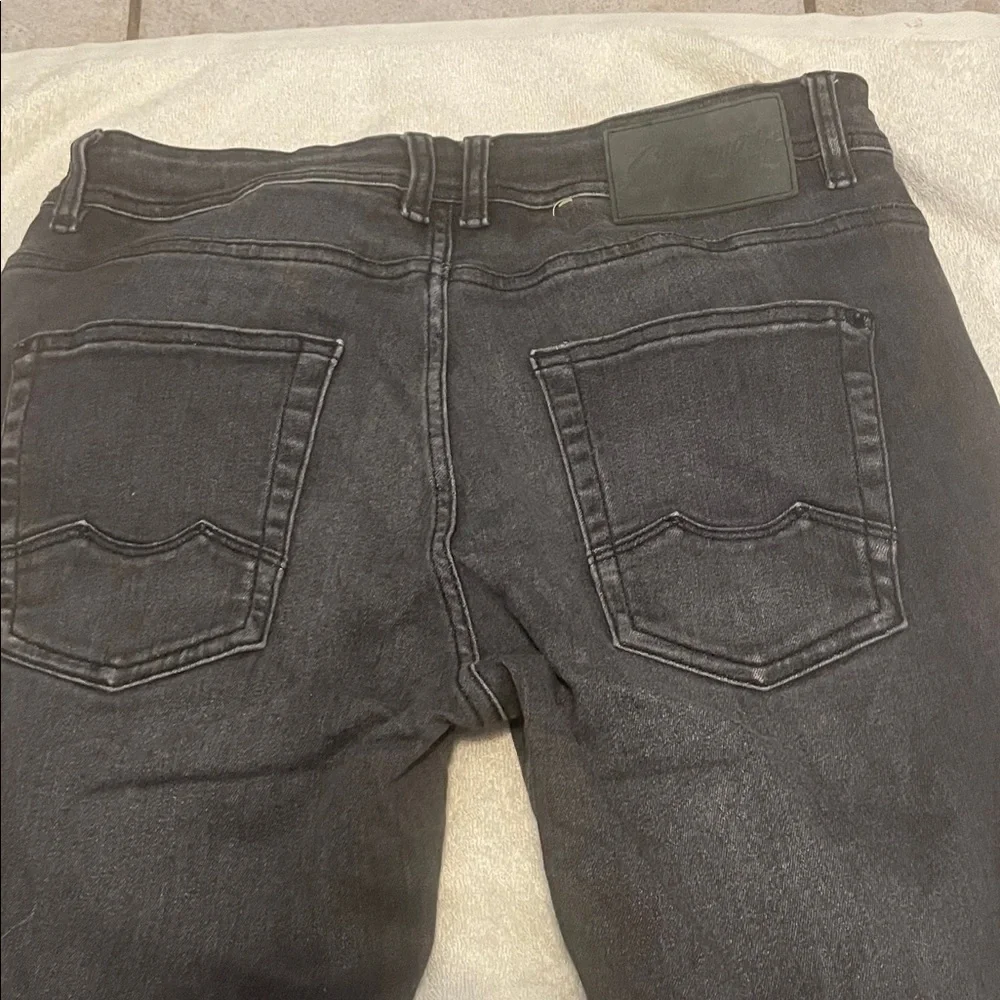 Chevignon Black Jeans with Butterflies - Picture 6 of 10